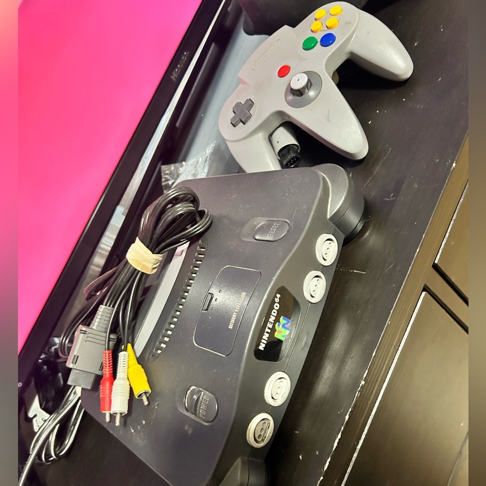 Works great with expansion pack memory card no games I do have a hdmi converter